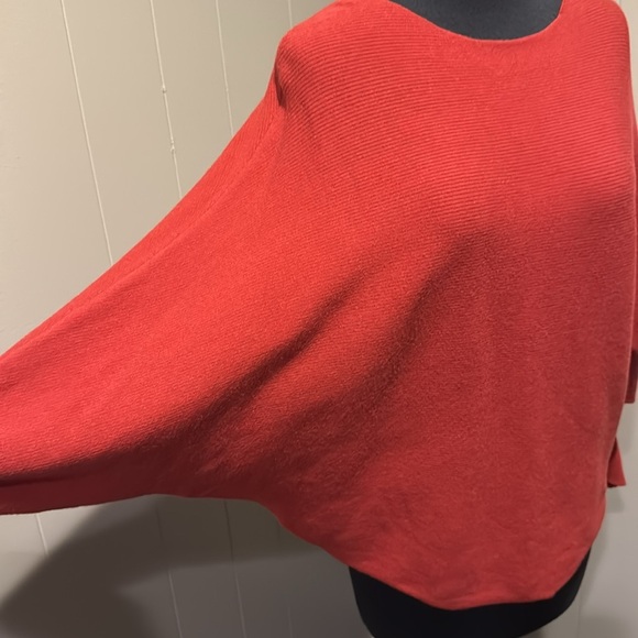 Thyme + Honey burnt red super stretch ribbed batwing sleeve sweater. Small. - Picture 2 of 5